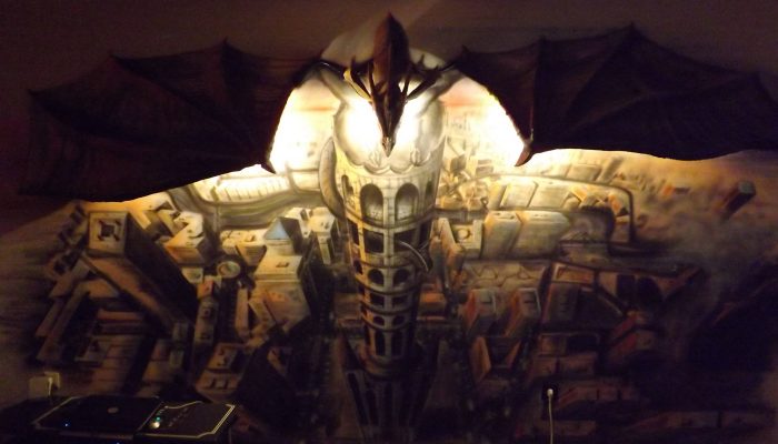 Drachen von Gips am Nacht